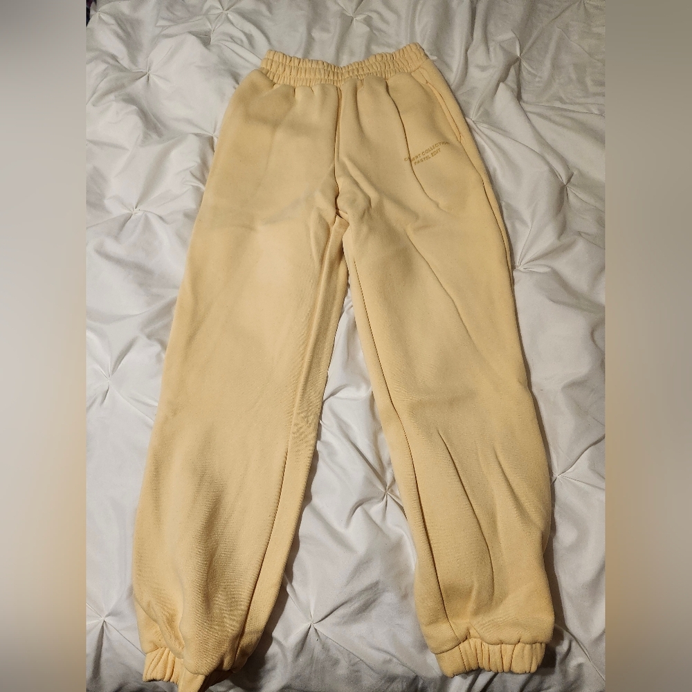 Comfrt Pastel Edition Sweat Pants